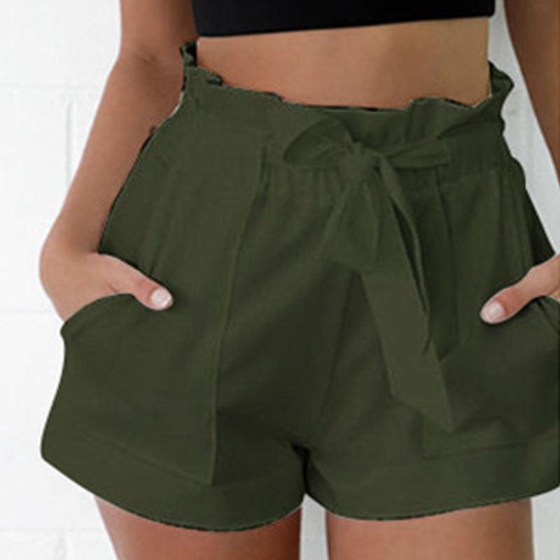 Shortsit nahkaa